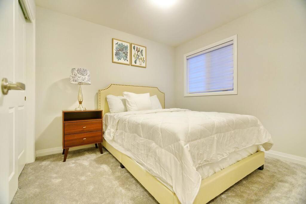 Beautiful And Unique Home In Niagara Luaran gambar
